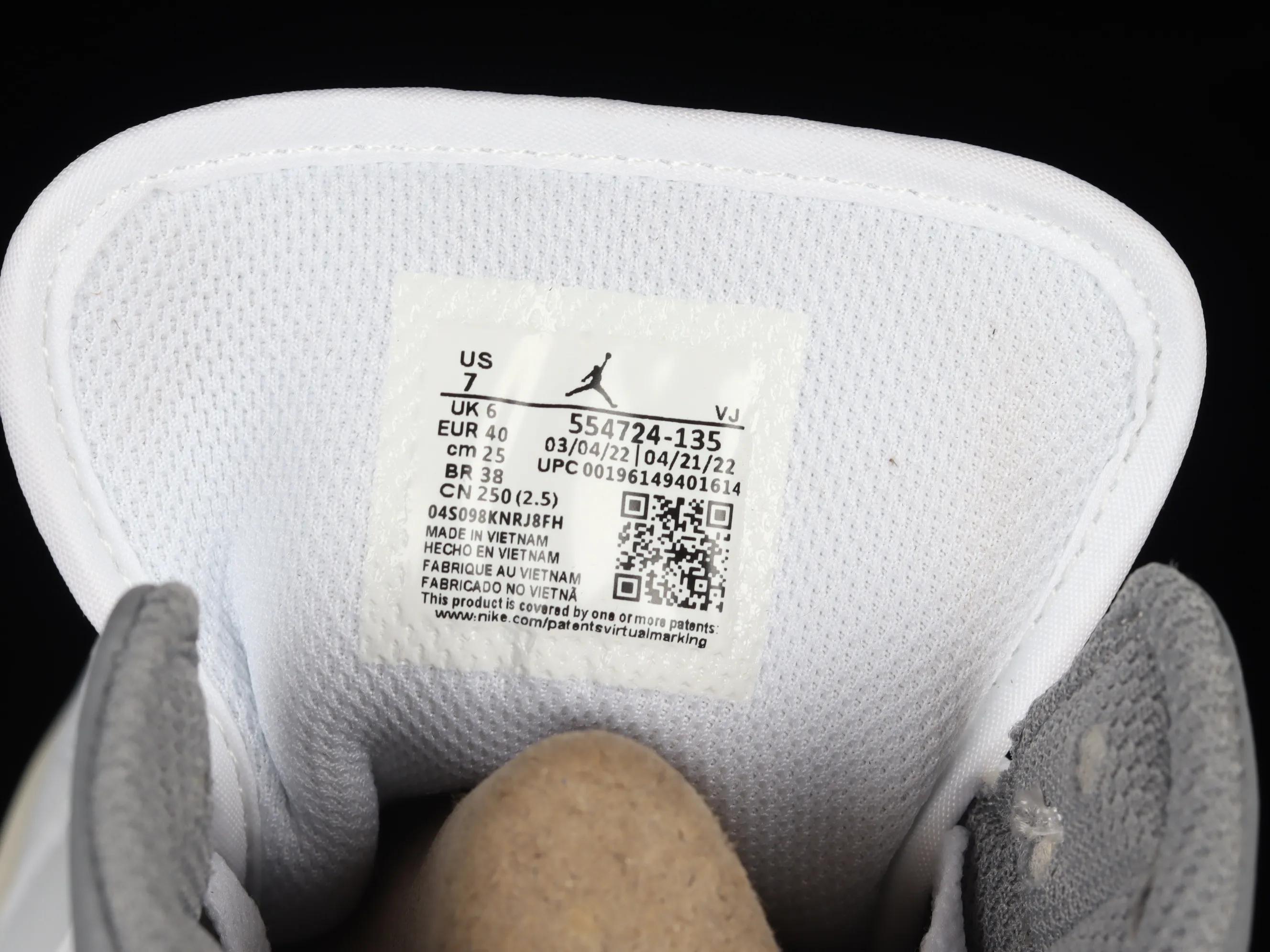 All categories Air Jordan Jordan series basketball shoes Air Jordan 1 Mid Air Jordan 1 Mid "Vintage Grey" AJ1 Joe 1 white gray first year China basketball shoes 554724-135